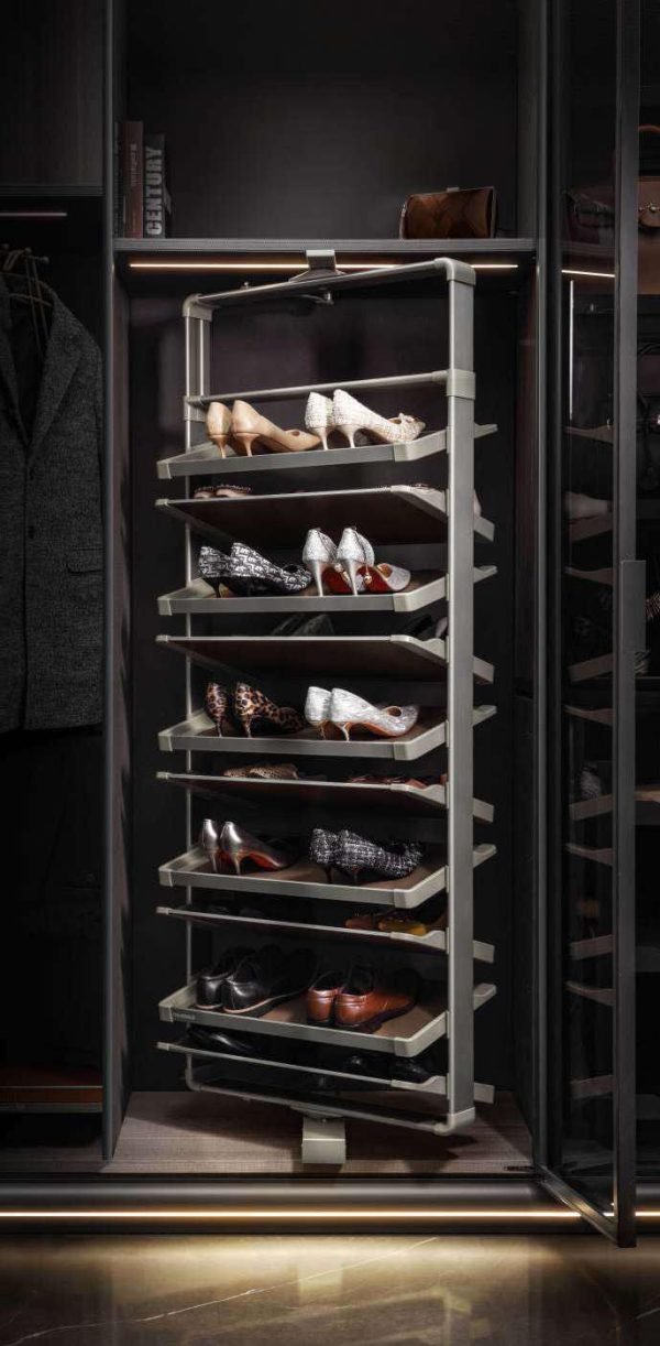 A Series Rotating Shoe Rack